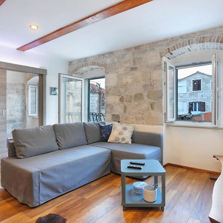 Apartments With A Parking Space Omis - 19051 외부 사진