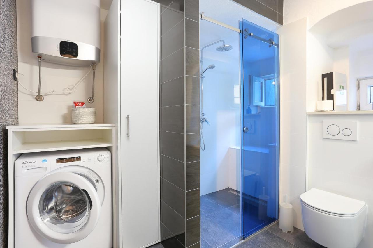 Apartments With A Parking Space Omis - 19051 외부 사진