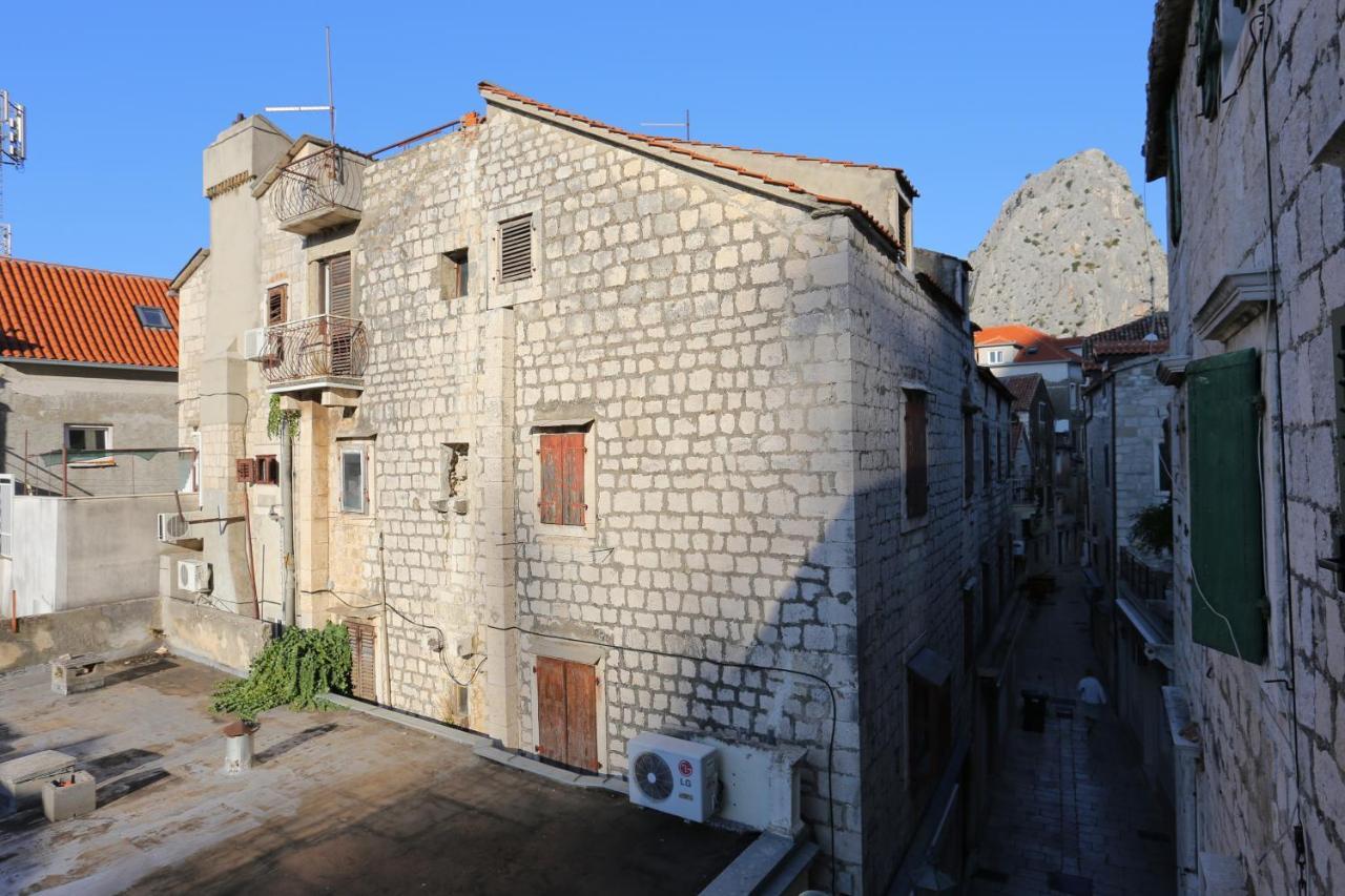 Apartments With A Parking Space Omis - 19051 외부 사진